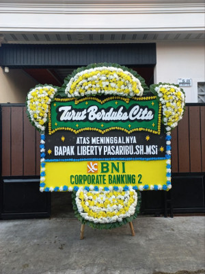 Papan Bunga Duka di Pelita Jaya