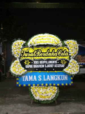 Papan Bunga Duka di Pelita Jaya
