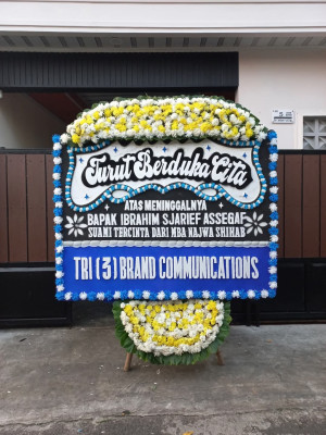 Papan Bunga Duka di Pelita Jaya